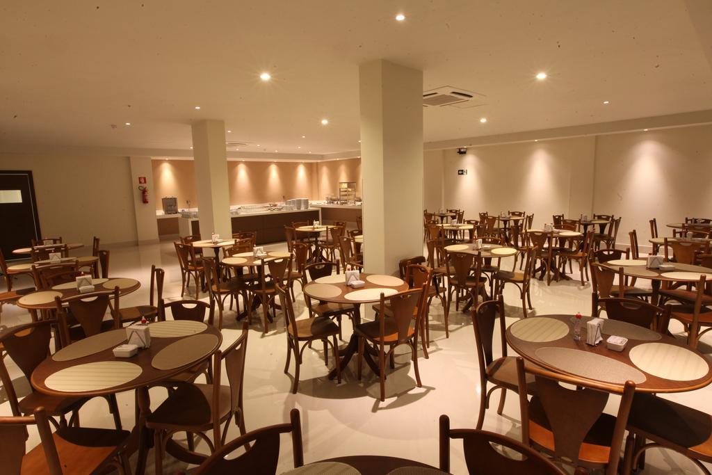 Hotel Caiua Cascavel Extérieur photo