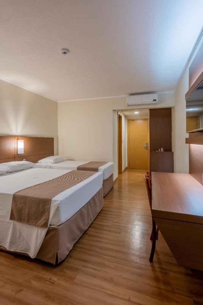 Hotel Caiua Cascavel Extérieur photo