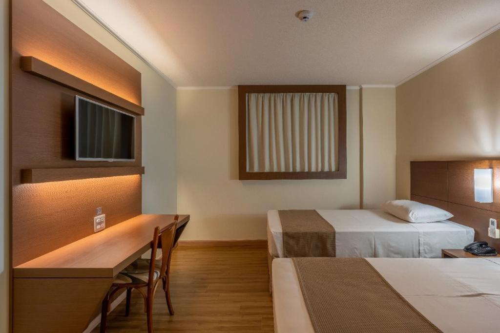 Hotel Caiua Cascavel Extérieur photo