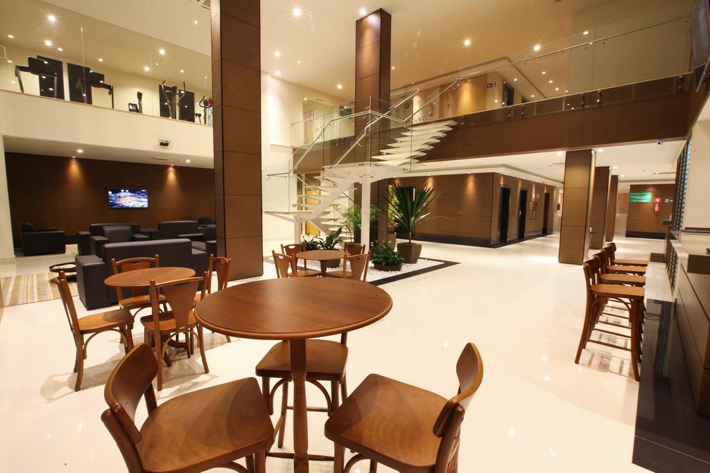 Hotel Caiua Cascavel Extérieur photo