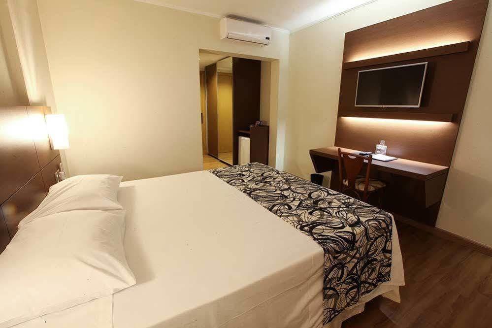 Hotel Caiua Cascavel Extérieur photo